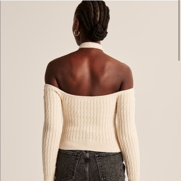 Abercrombie and fitch twist neck cream off the shoulder halter sweater size S - Picture 2 of 4